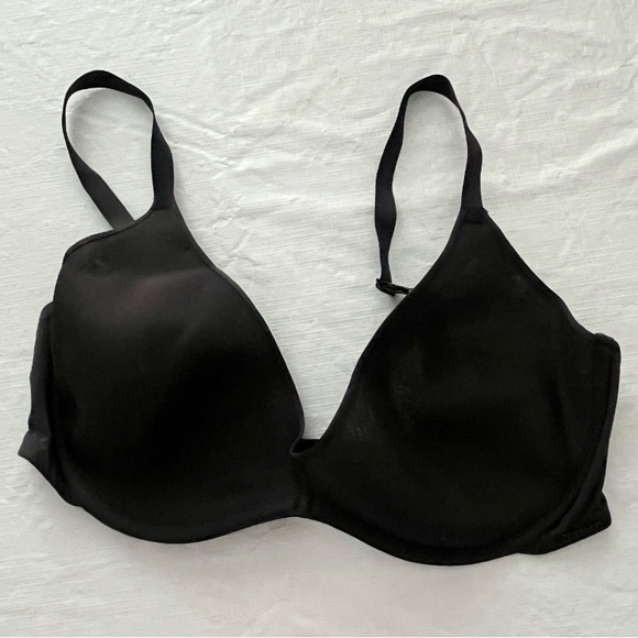 Victorias Secret x Skims Black Underwire Bra - Picture 5 of 6